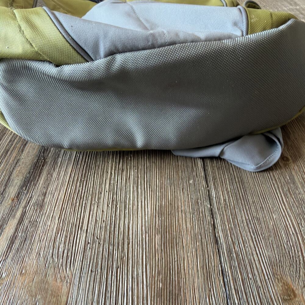 Go Gaga Messenger Diaper Bag Olive Green Gray dad's mom's baby sling purse - Picture 13 of 16